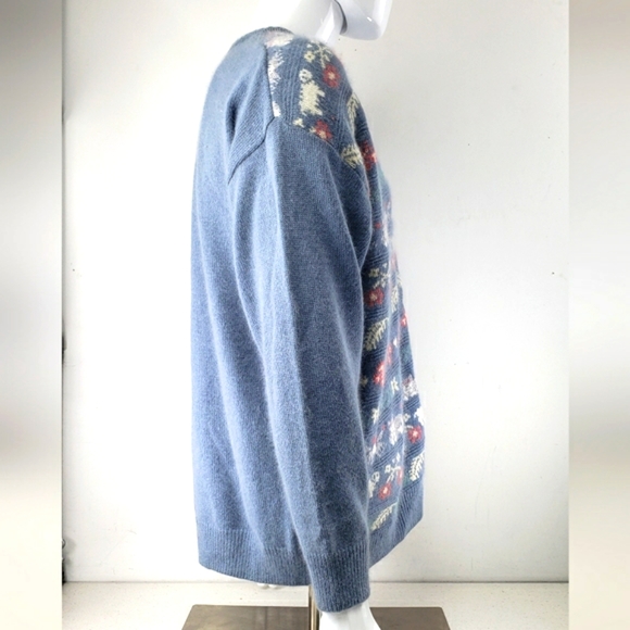 Spring Creek Lambswool Angora Blend White Pearl Button Ugly Christmas Sweater - Picture 6 of 15